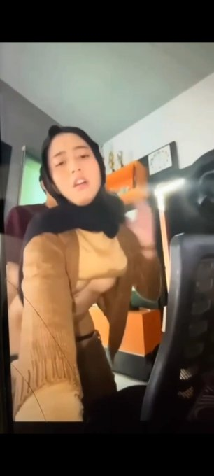 Video bokep Amalia Mutya blunder